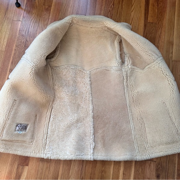 Vintage Remy Sheepskin Shearling Coat Women Size 10 Made in USA Western Rancher - Picture 4 of 16